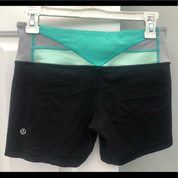lululemon athletica Pants - Lululemon Groove Shorts